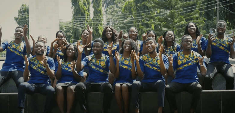 Axios choir ministring