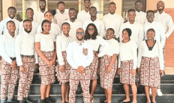 Axios choir ministring